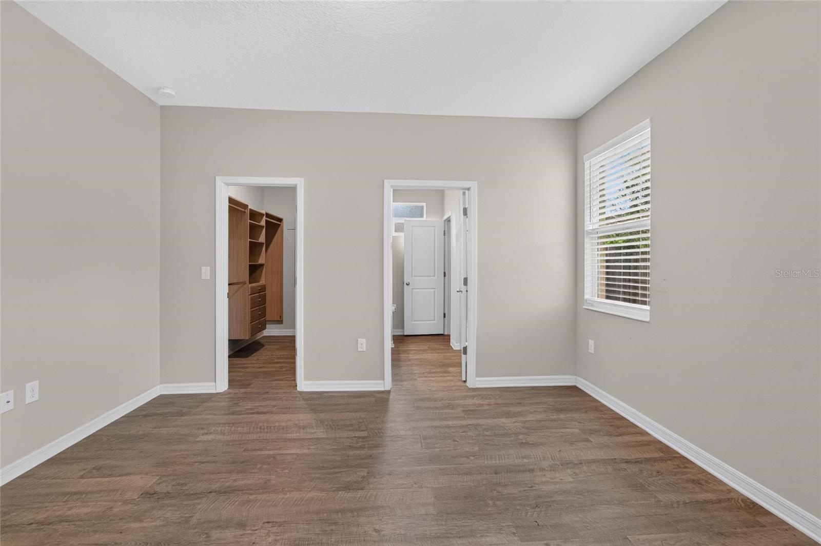 3507 E 10TH AVE — photo 36