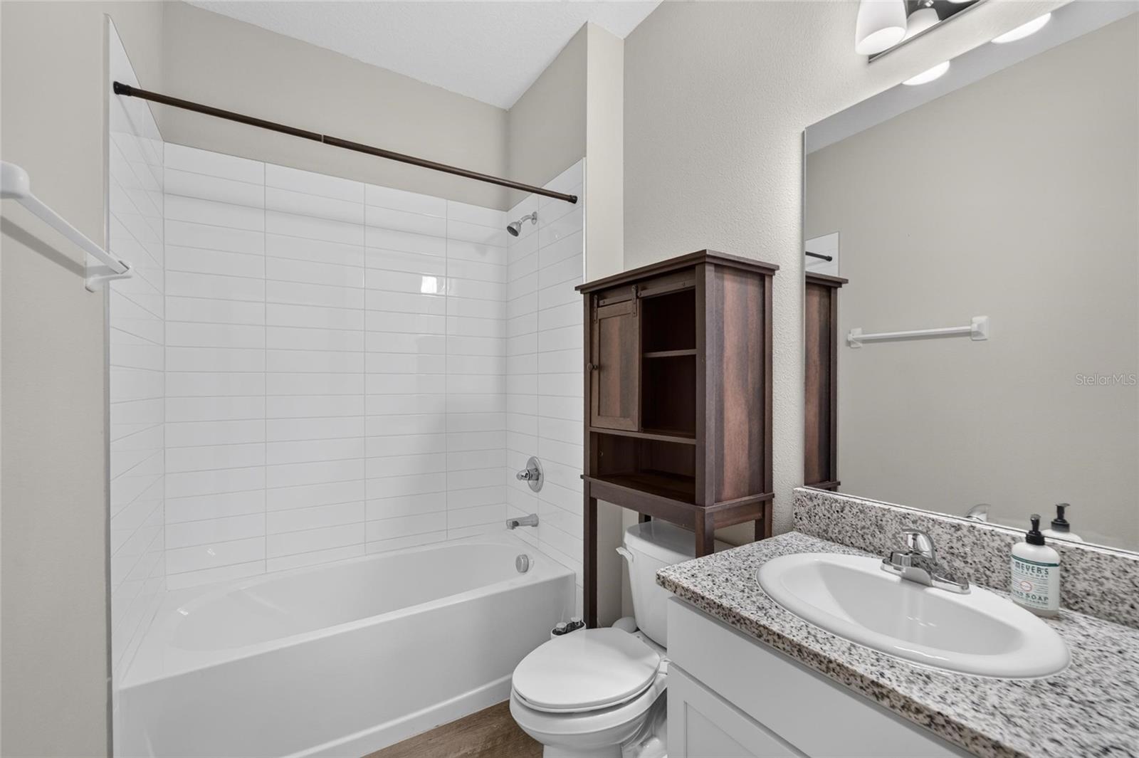 3507 E 10TH AVE — photo 23