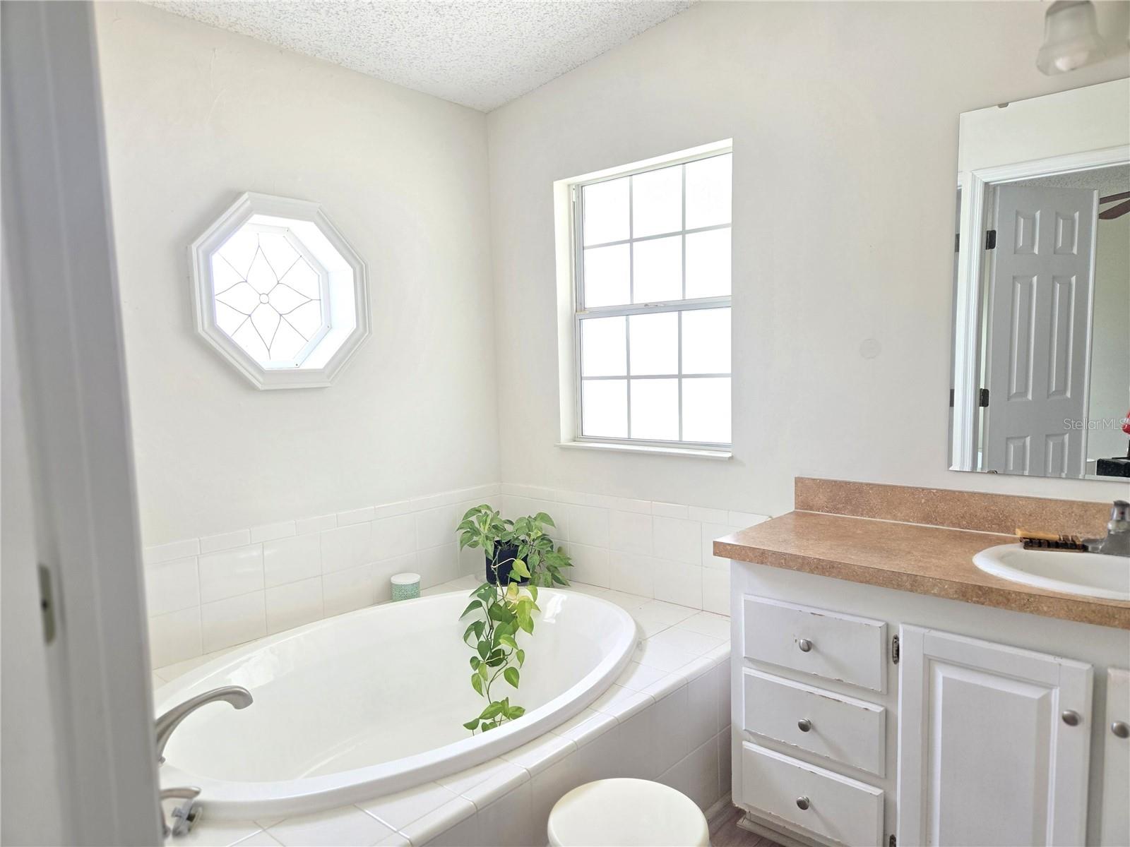 2304 KINGSTON ST S — photo 17