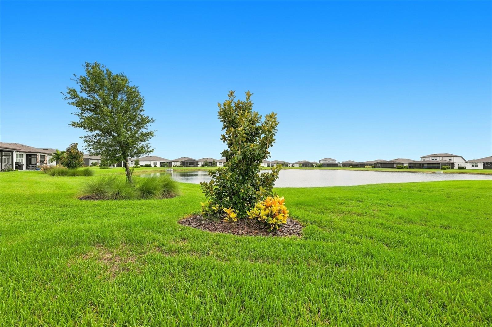 10208 COASTAL SHORES DR — photo 43