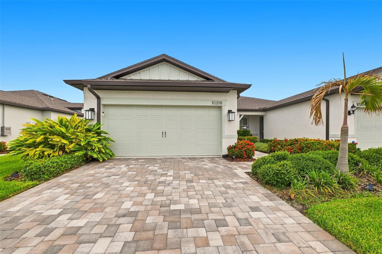 10208 COASTAL SHORES DR — photo 8