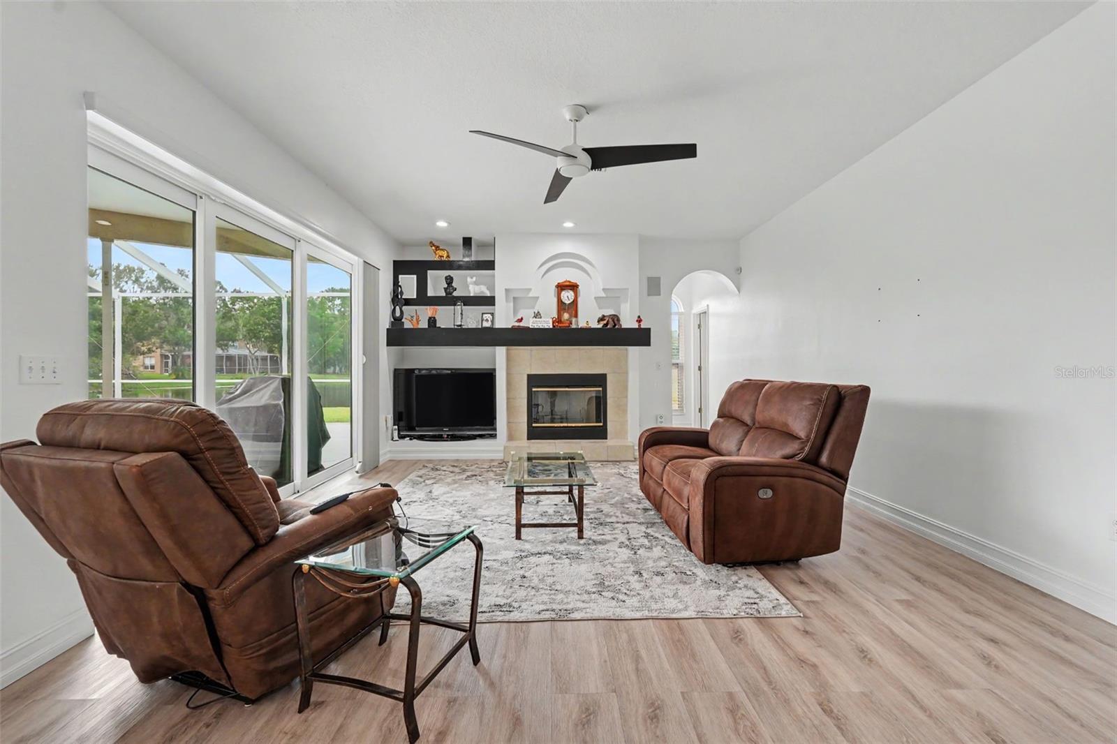 12507 ROYAL DUBLIN AVE — photo 15
