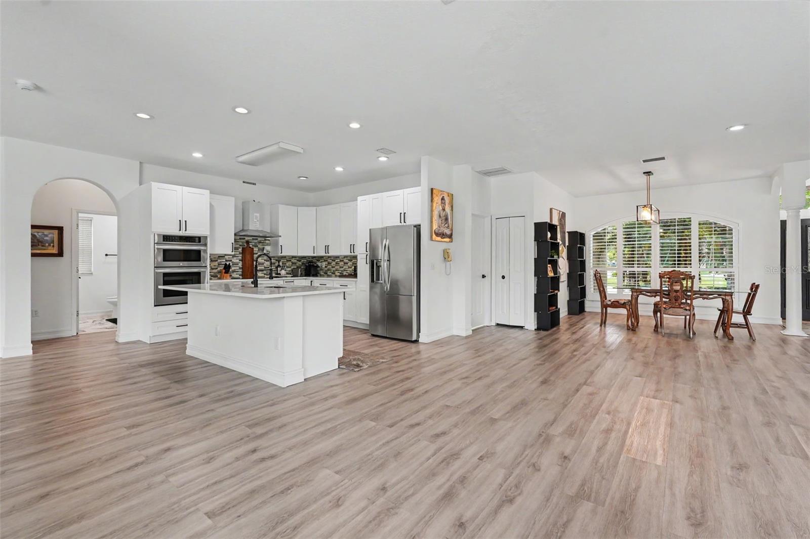 12507 ROYAL DUBLIN AVE — photo 7