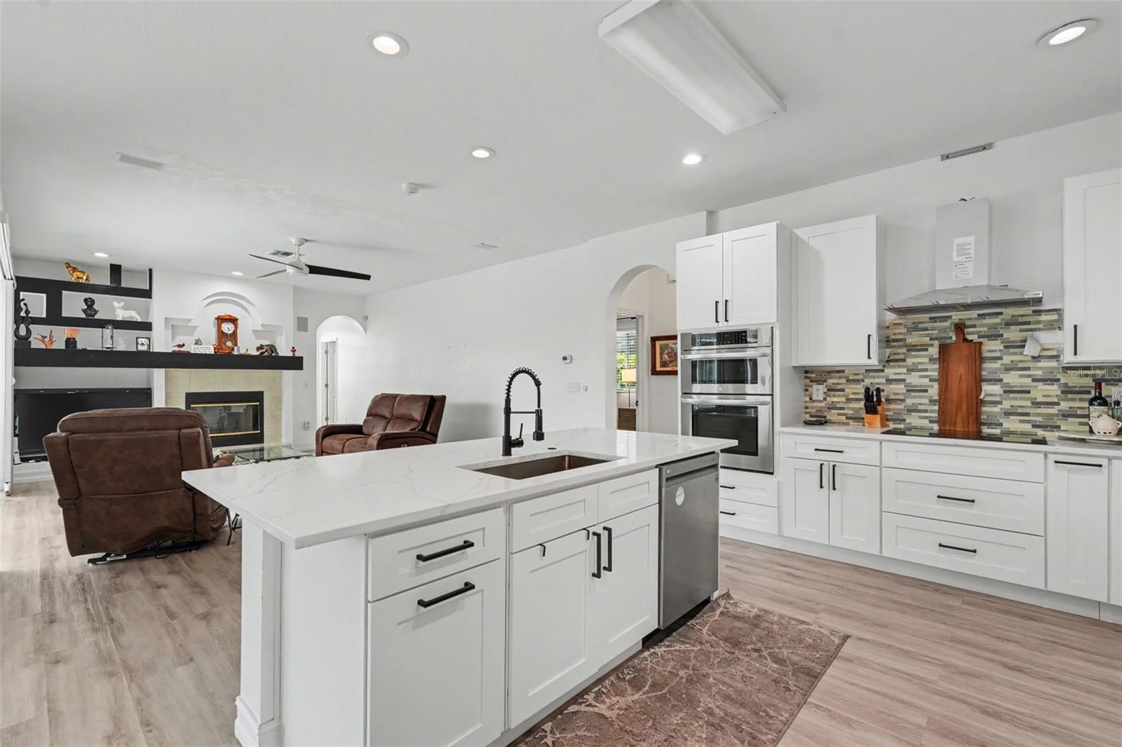 12507 ROYAL DUBLIN AVE — photo 11