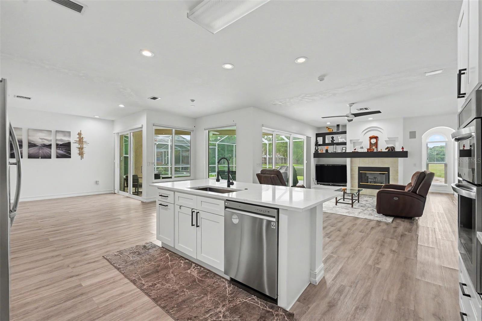 12507 ROYAL DUBLIN AVE — photo 12