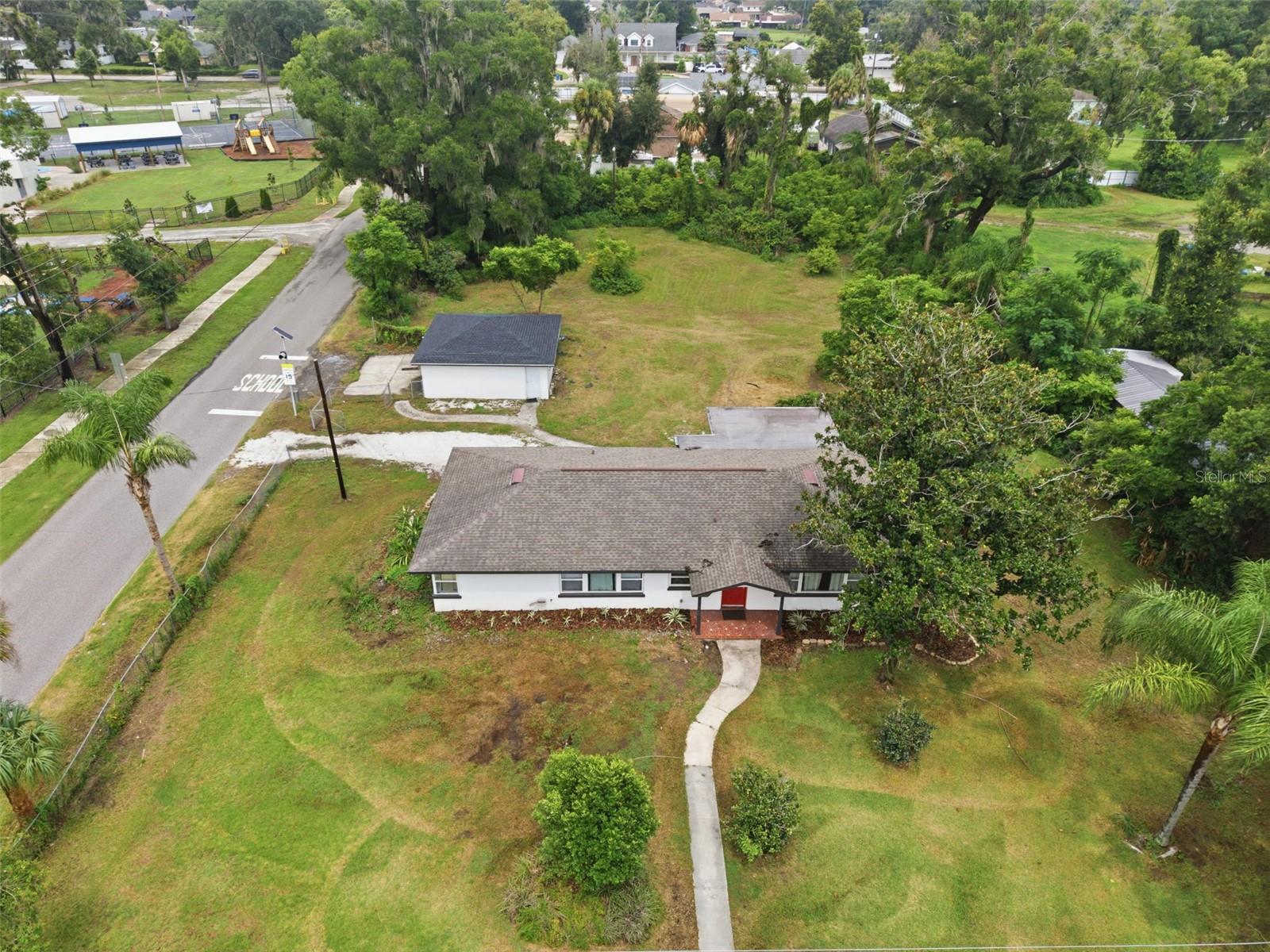 625 LIMONA RD — photo 38