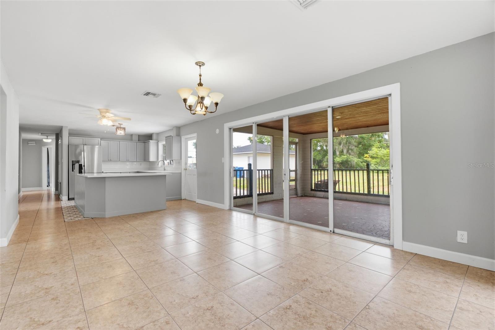 625 LIMONA RD — photo 14