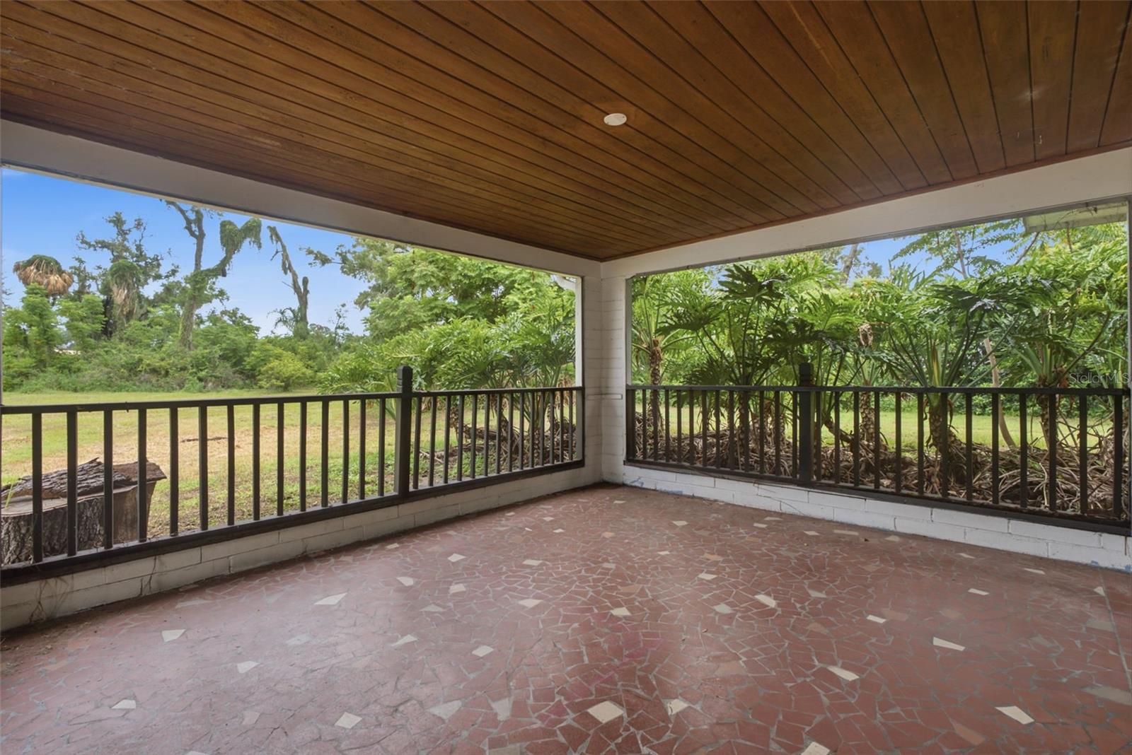 625 LIMONA RD — photo 20