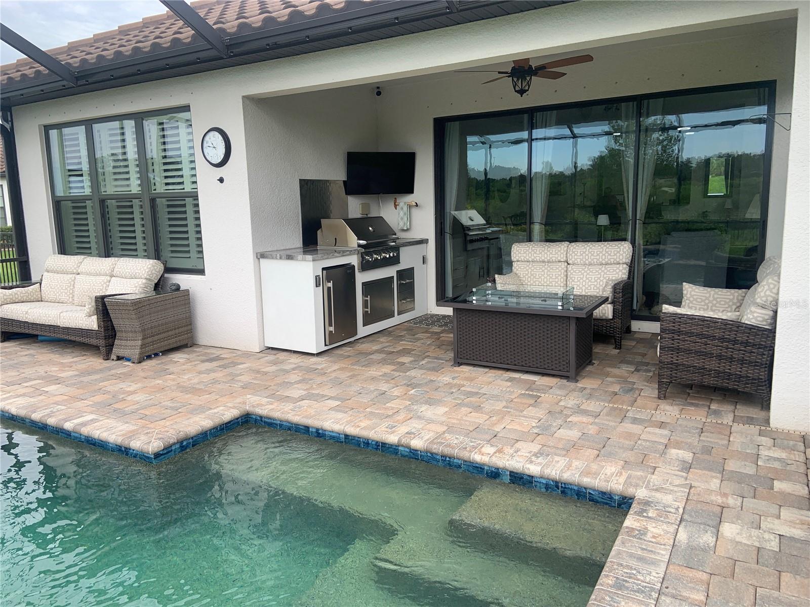 3142 FRANCOA DR — photo 36