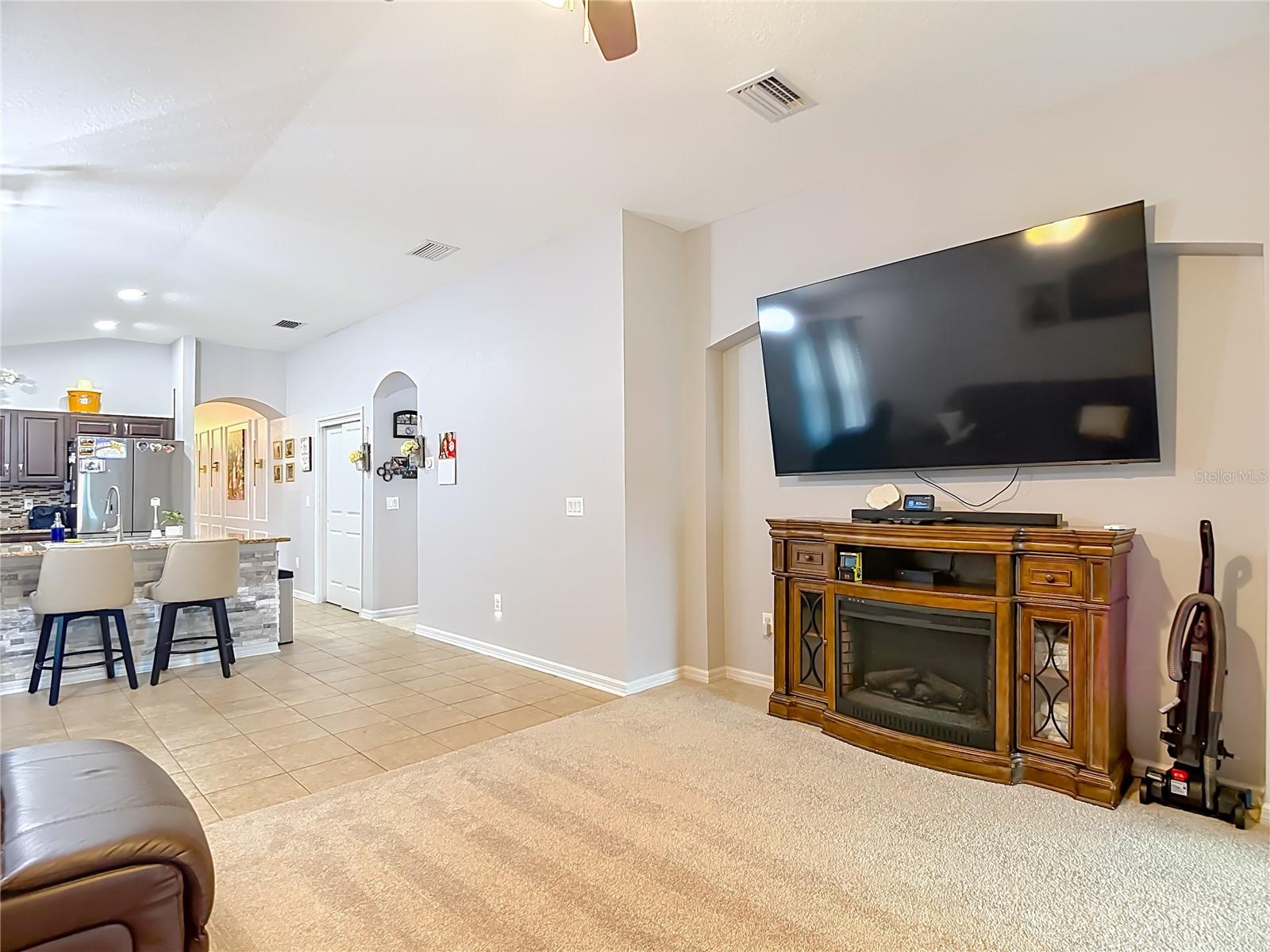 6328 SPARKLING WAY — photo 24