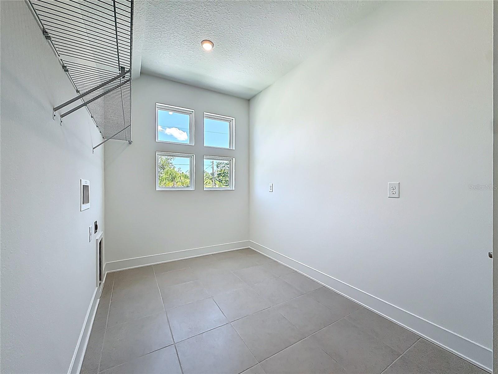 4732 W WALLCRAFT AVE — photo 69