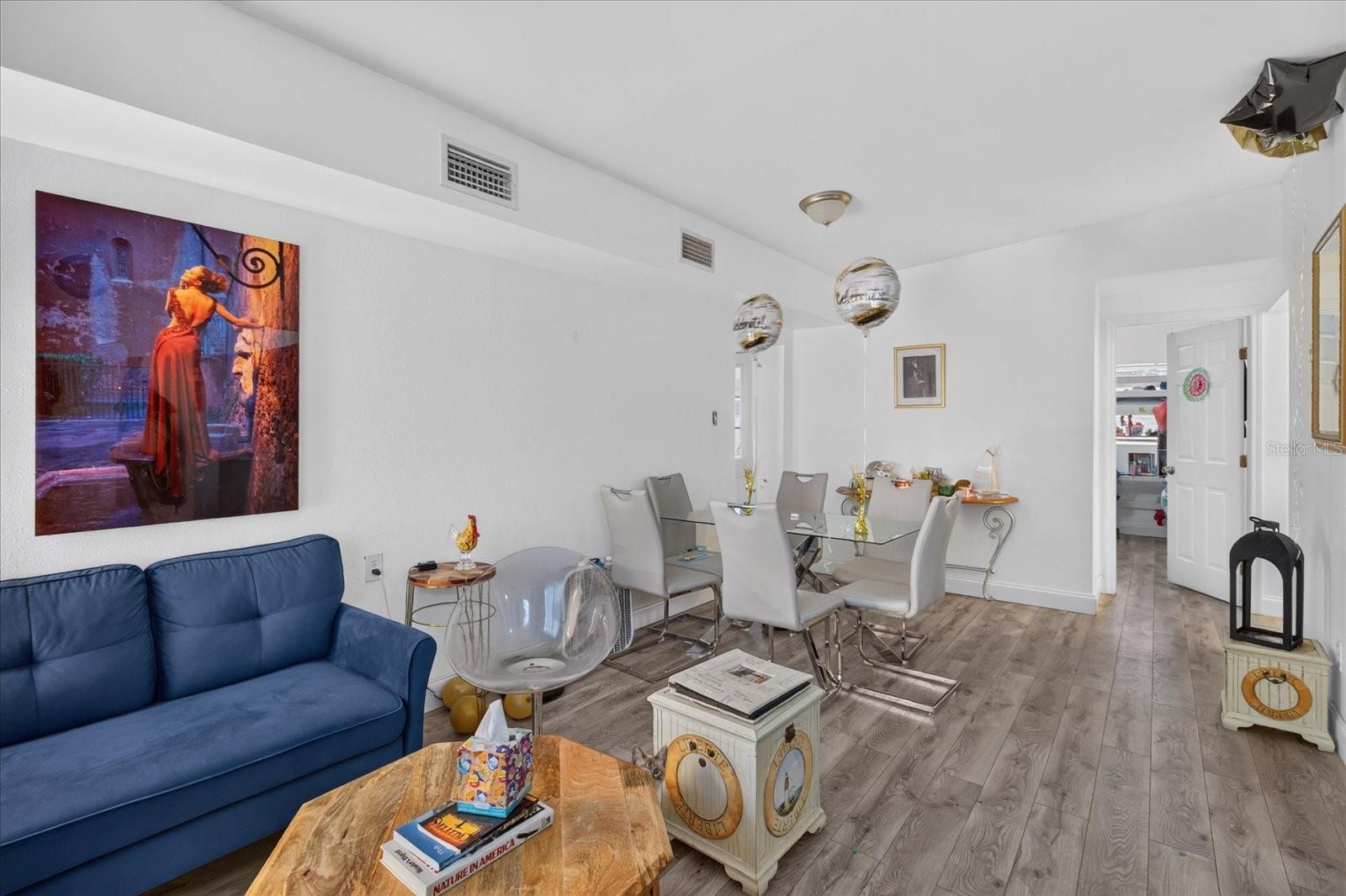 10538 AGATE CT — photo 9