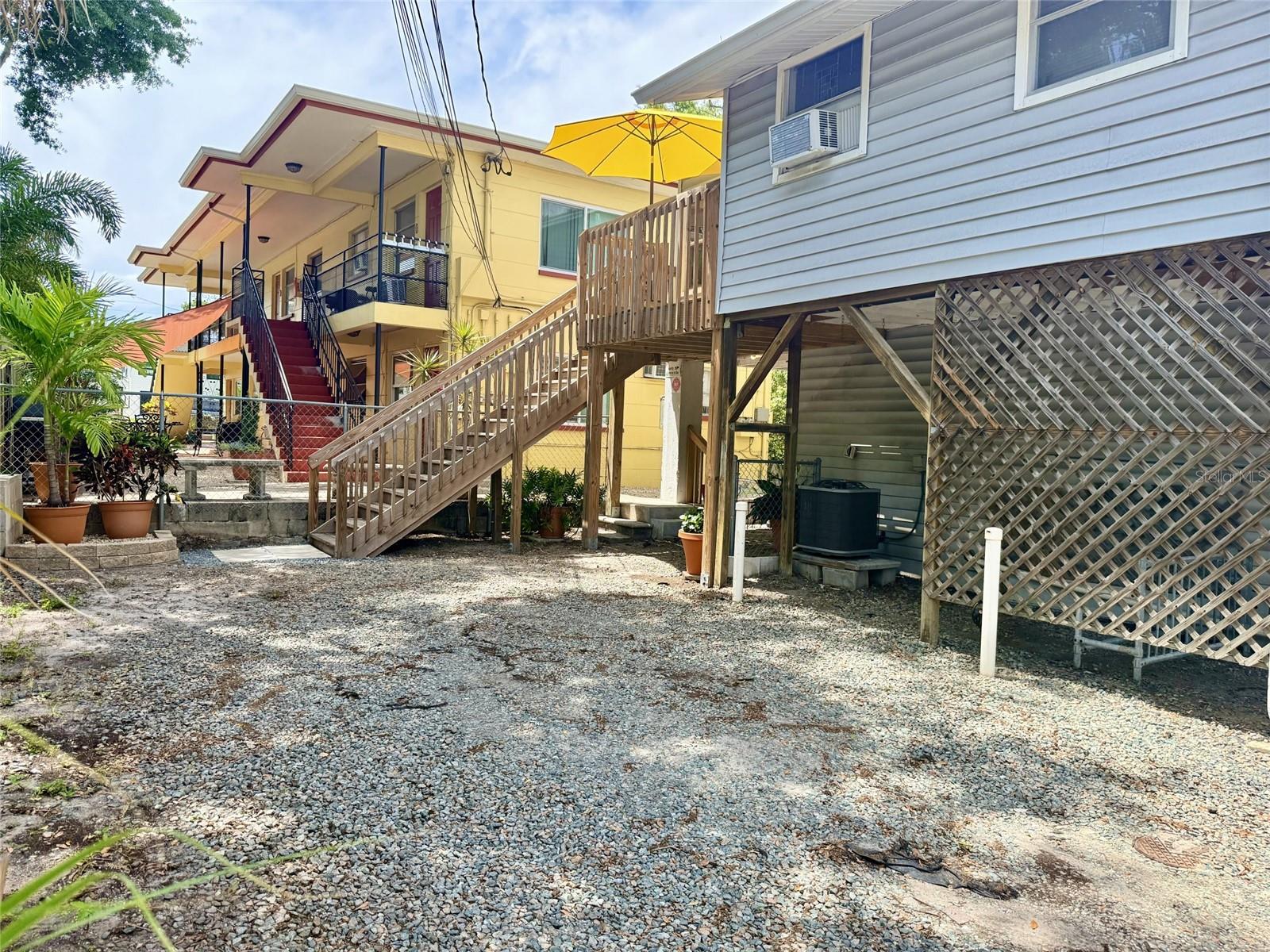 1135 HIGHLAND ST N #7 — photo 18