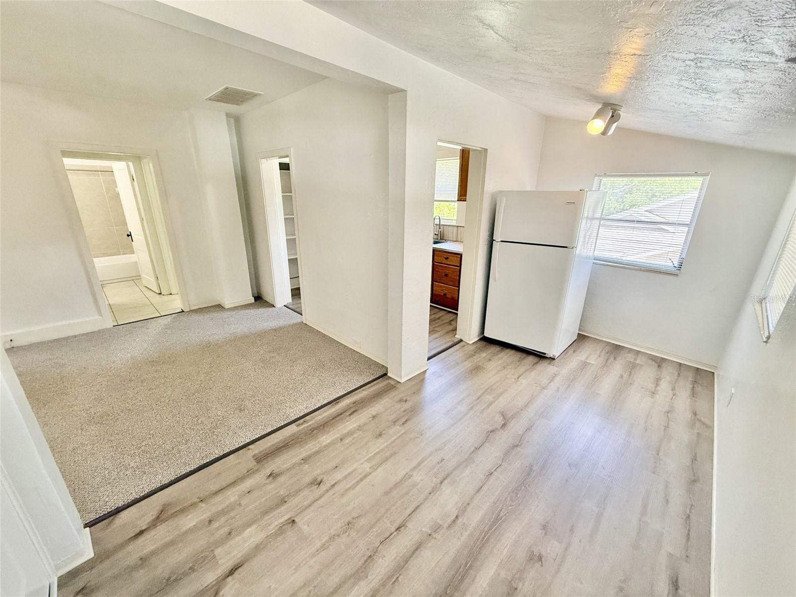 1135 HIGHLAND ST N #7 — photo 4