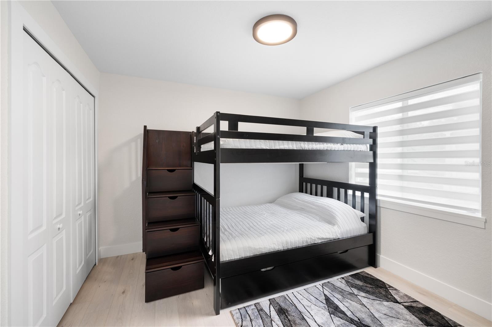 5160 HORNBUCKLE BLVD — photo 35