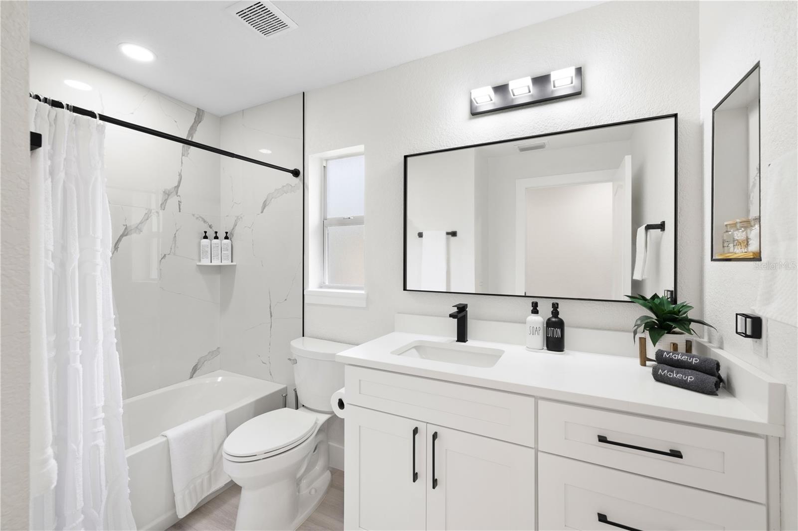 5160 HORNBUCKLE BLVD — photo 34