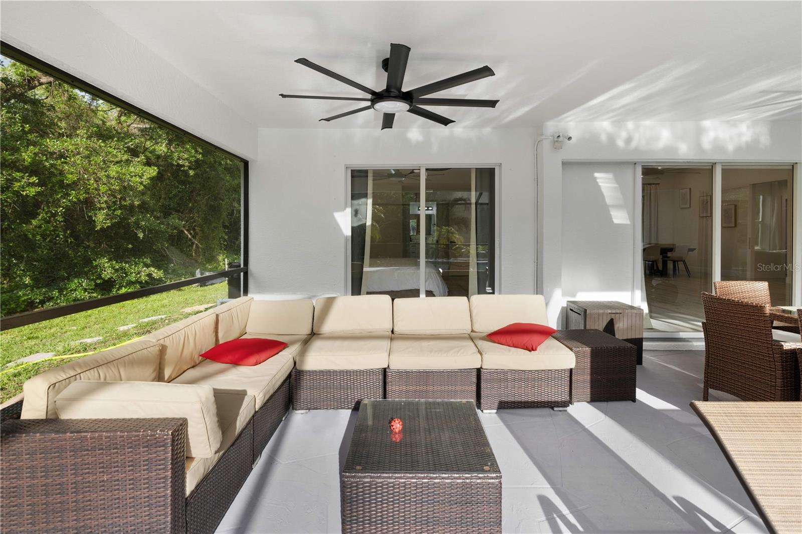5160 HORNBUCKLE BLVD — photo 40