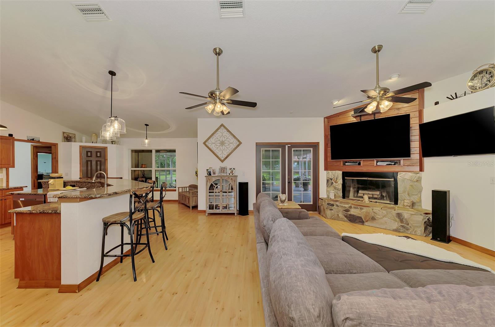 4610 403RD ST E — photo 10