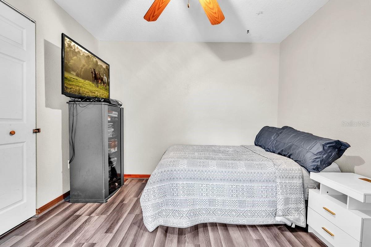 4610 403RD ST E — photo 31