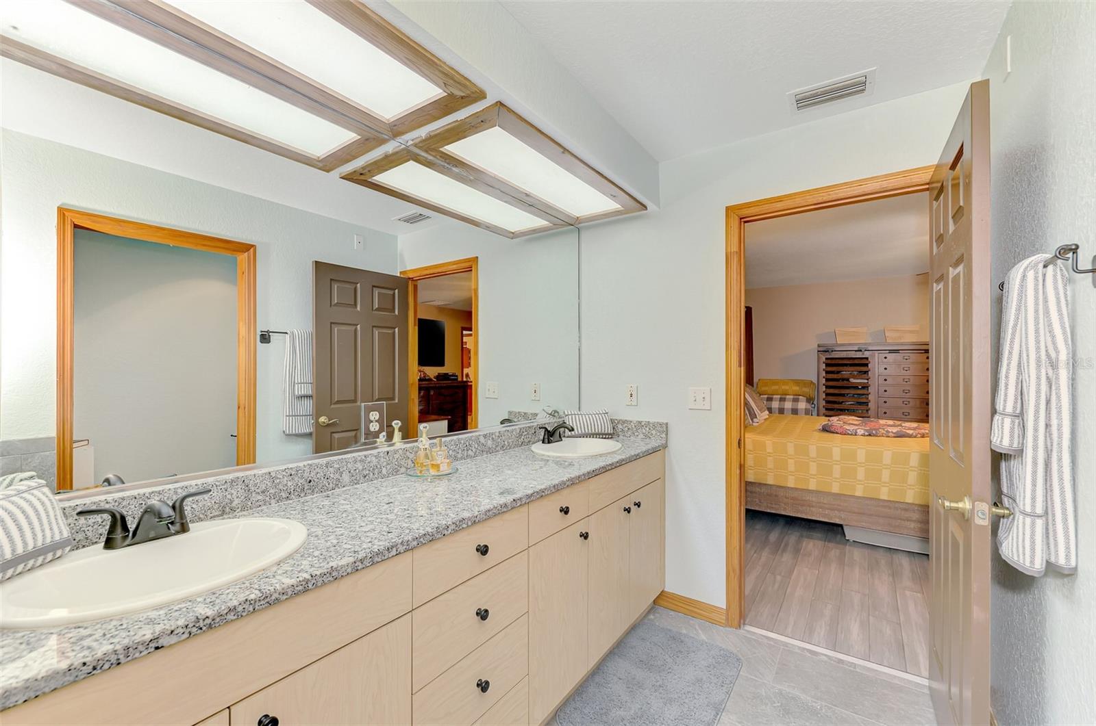 4610 403RD ST E — photo 25