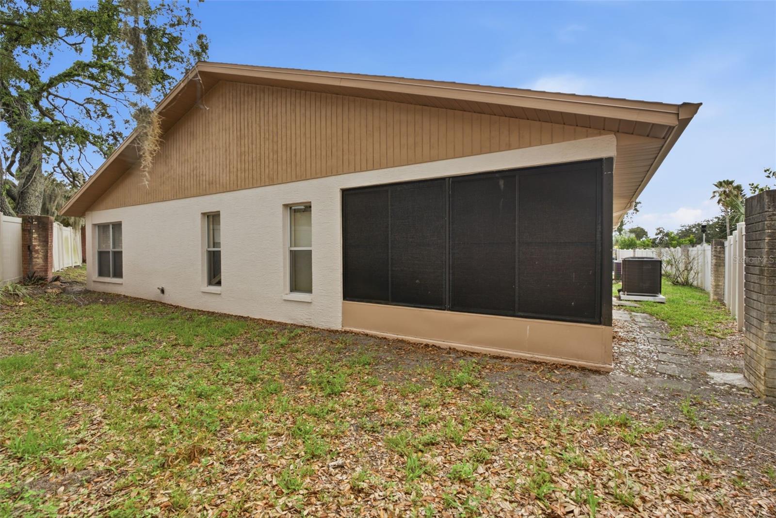 3960 SAILMAKER LN — photo 26
