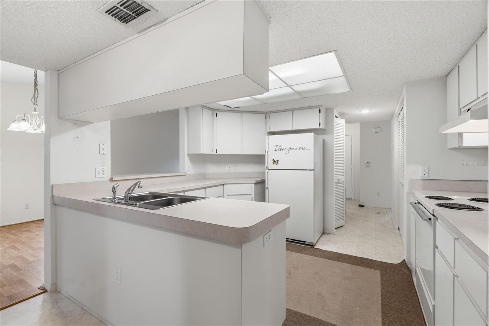 3960 SAILMAKER LN — photo 10