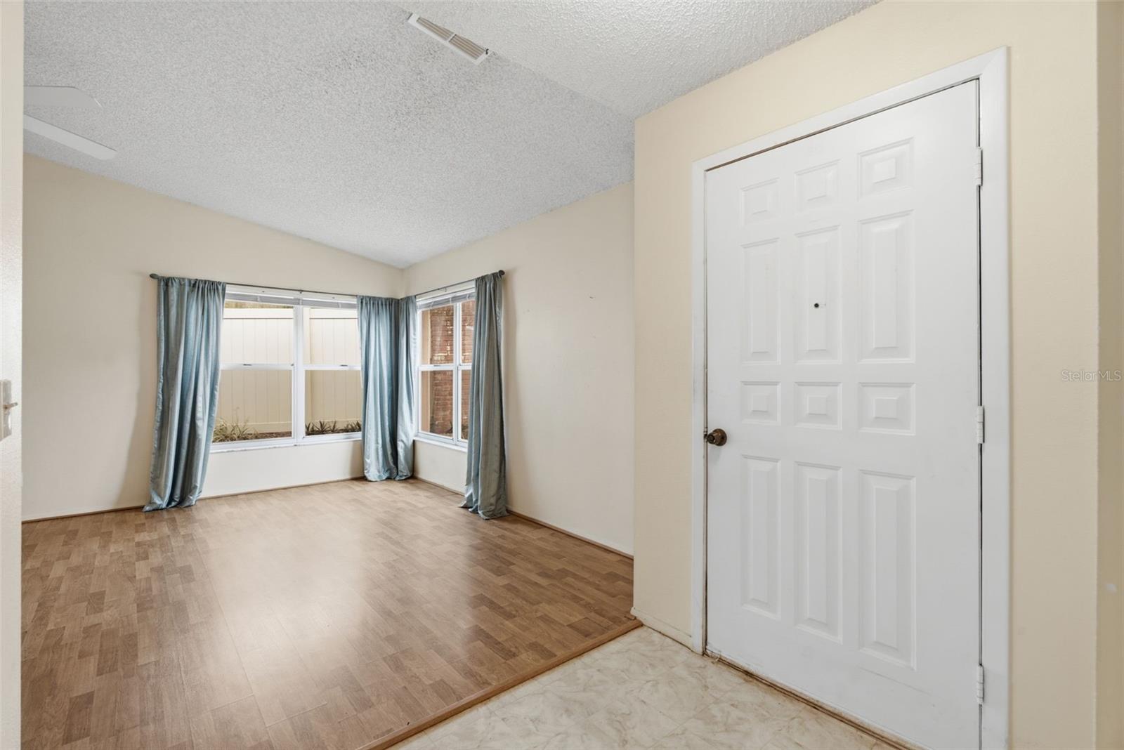 3960 SAILMAKER LN — photo 23