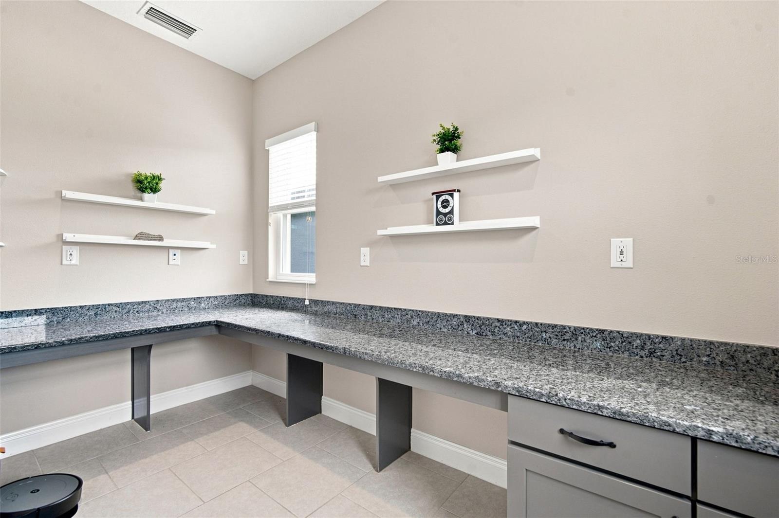 5306 SILVER SUN DR — photo 26