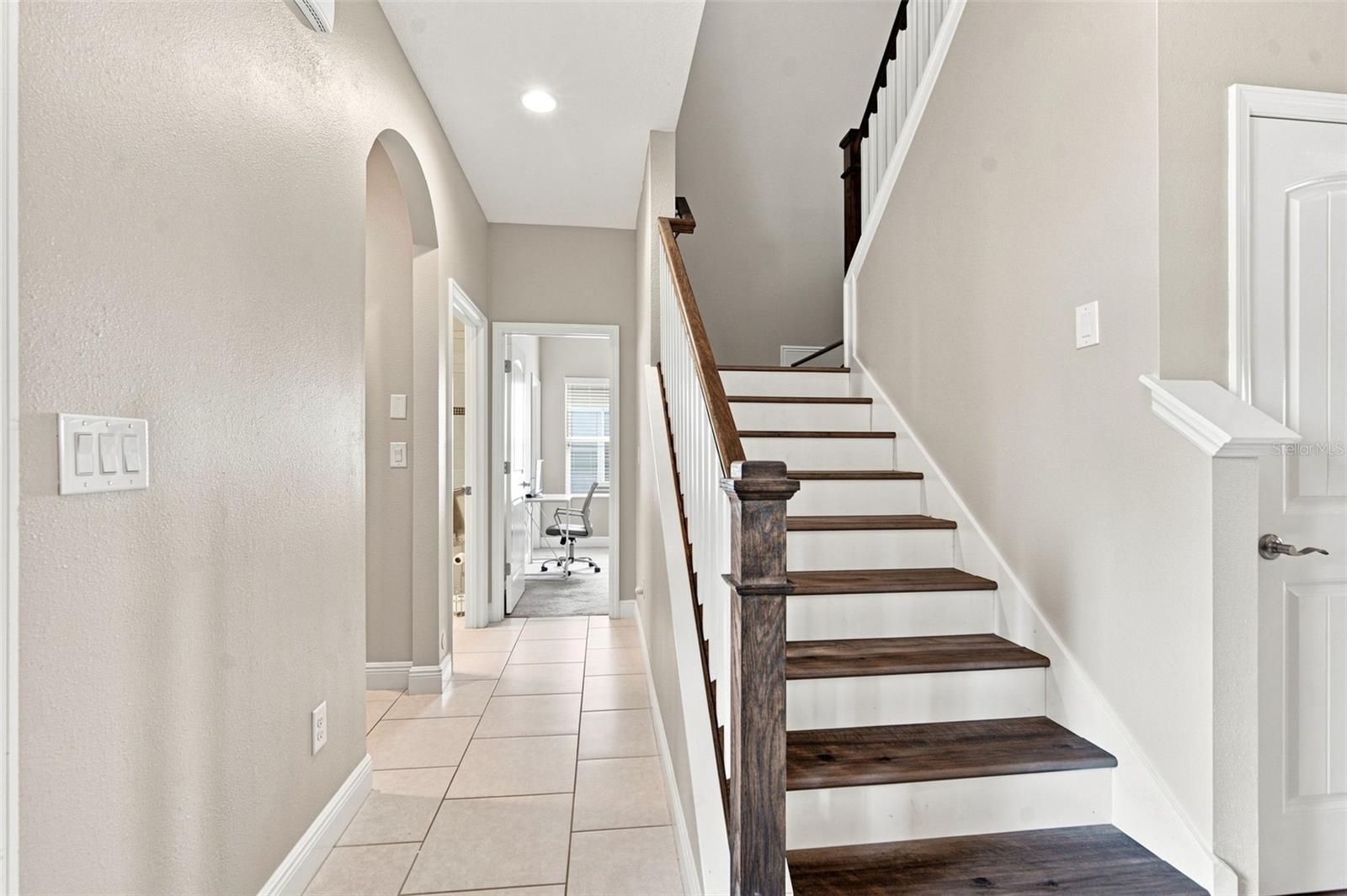 5306 SILVER SUN DR — photo 10