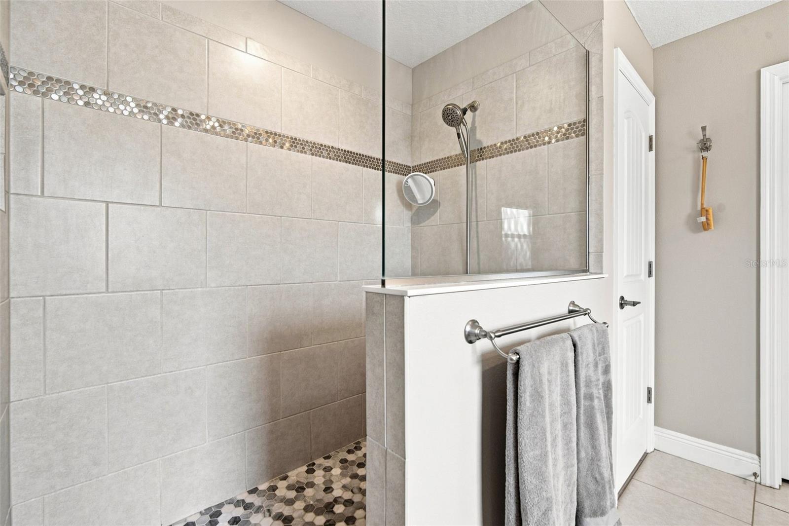 5306 SILVER SUN DR — photo 54