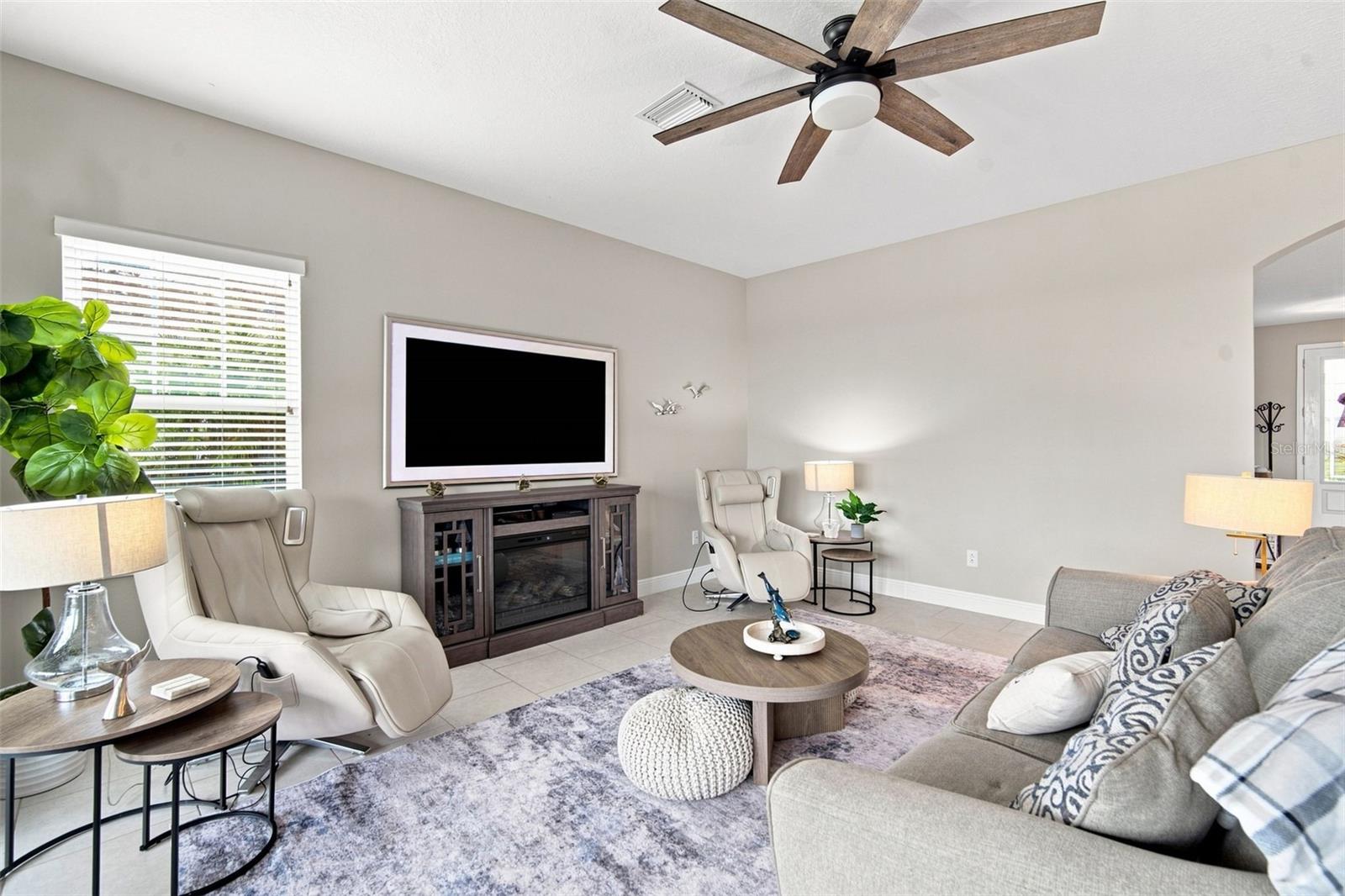 5306 SILVER SUN DR — photo 29