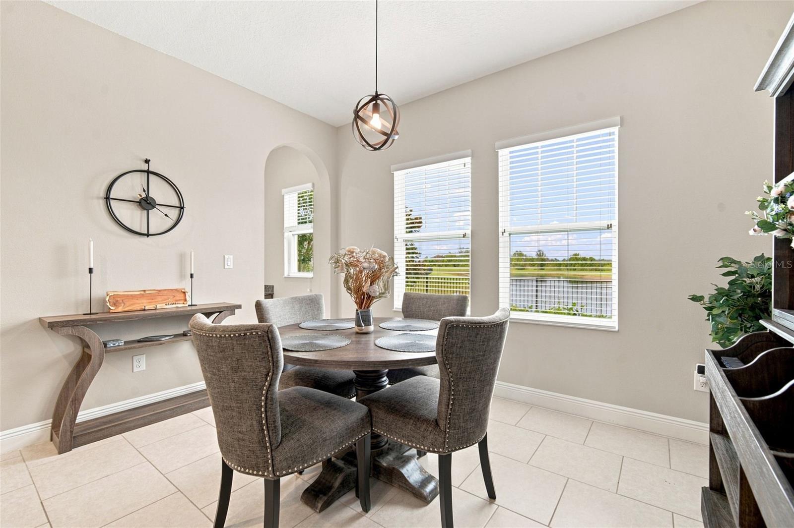 5306 SILVER SUN DR — photo 24