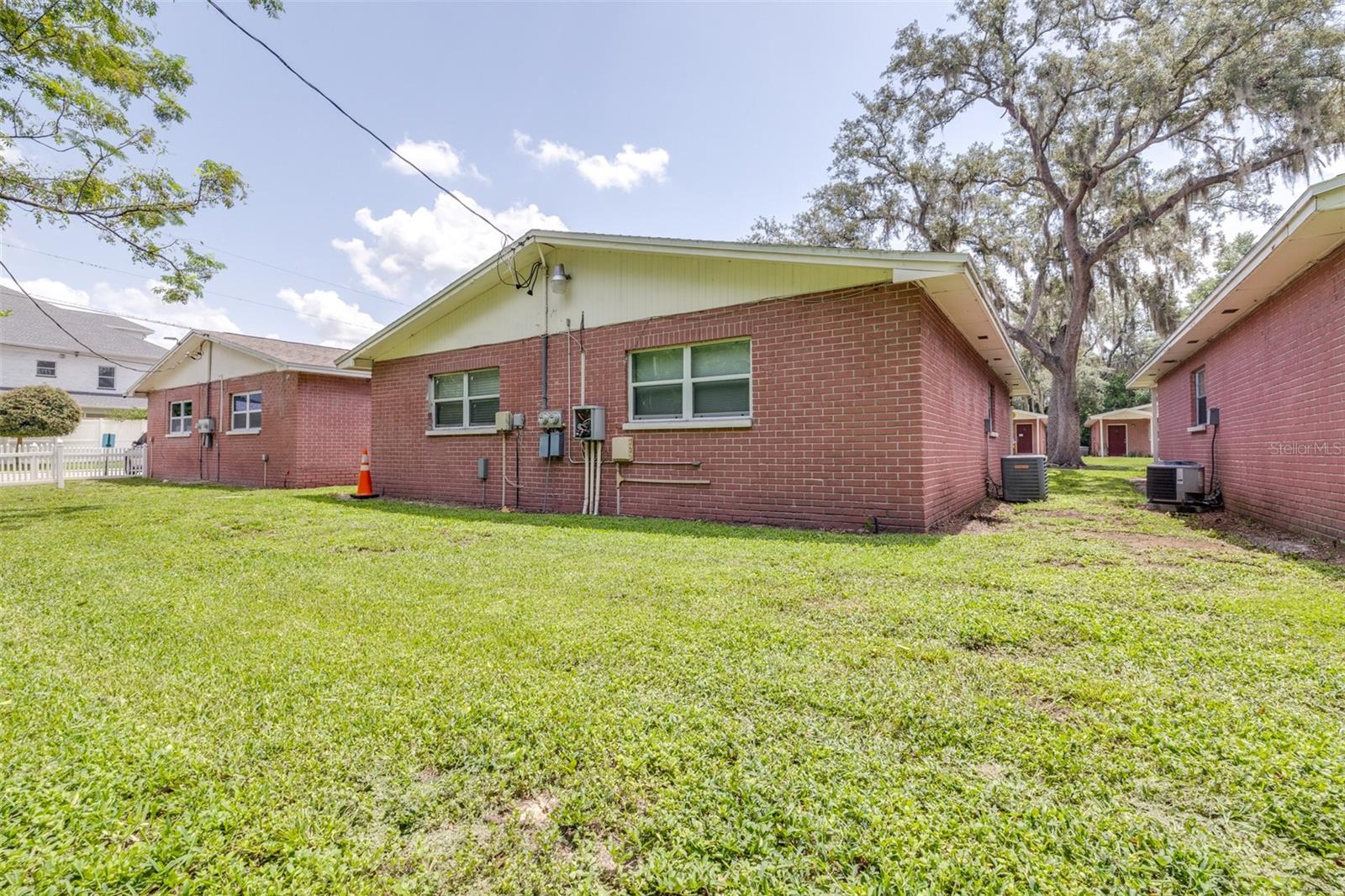 5901 GIBSON AVE — photo 28