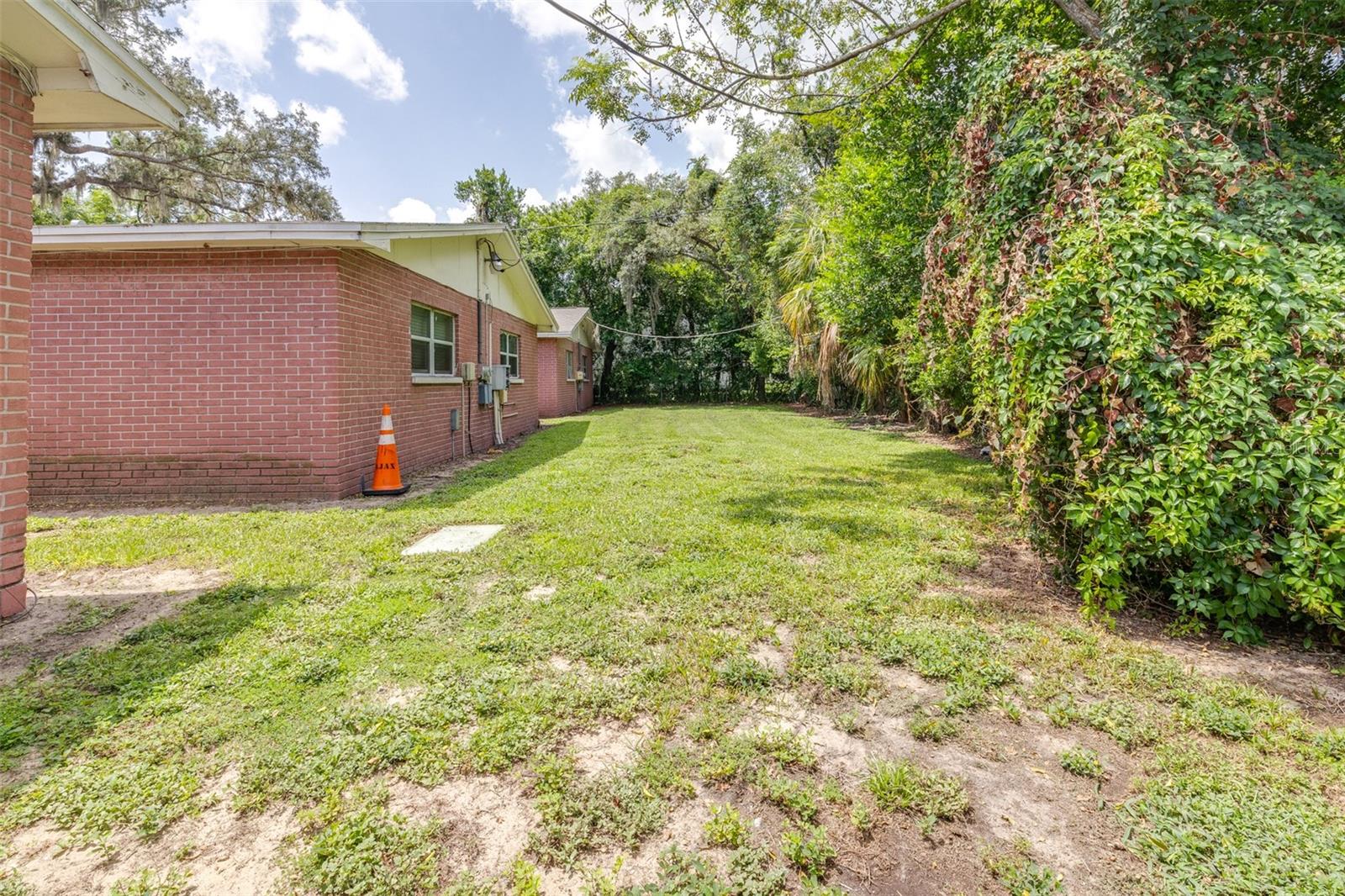 5901 GIBSON AVE — photo 29