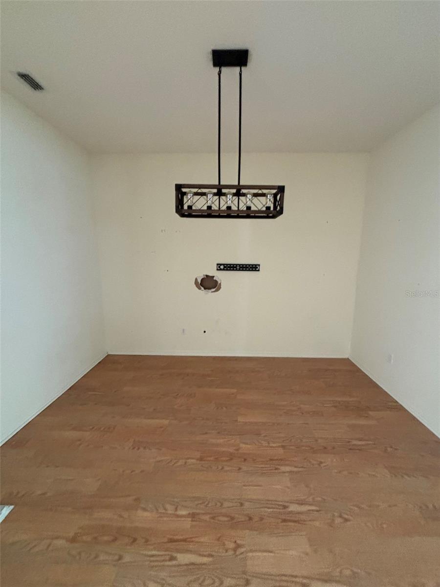 5141 SILVER CHARM TER — photo 7