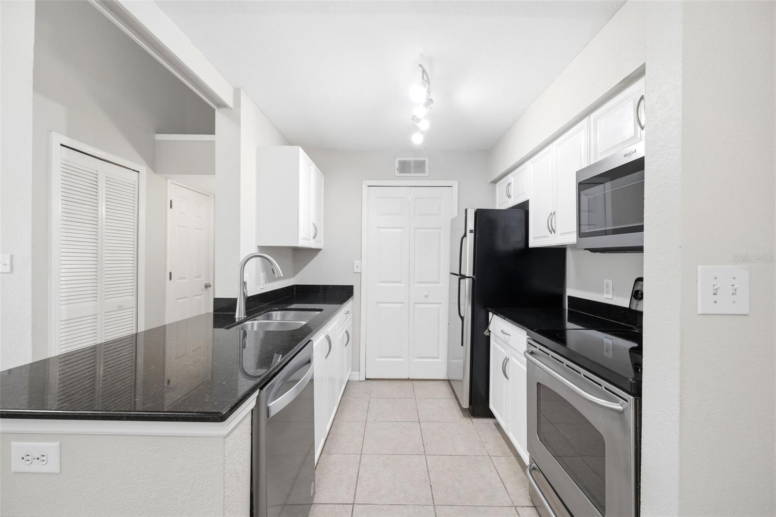 3274 HAVILAND CT #201 — photo 15