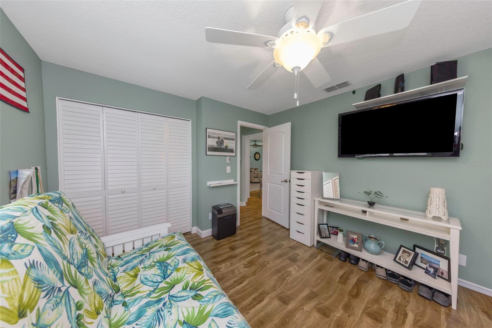 1308 GILLESPIE DR — photo 18