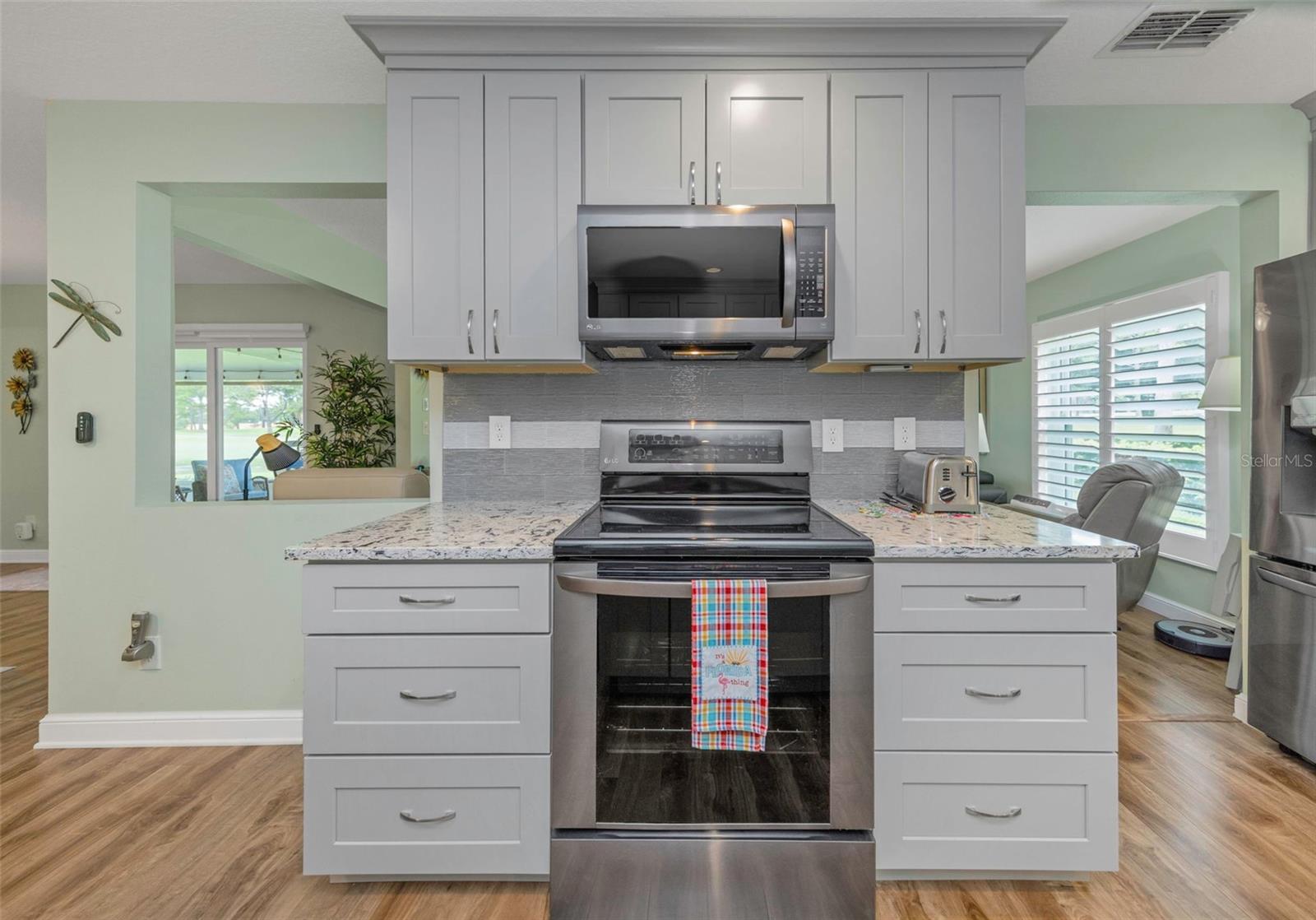 1308 GILLESPIE DR — photo 7