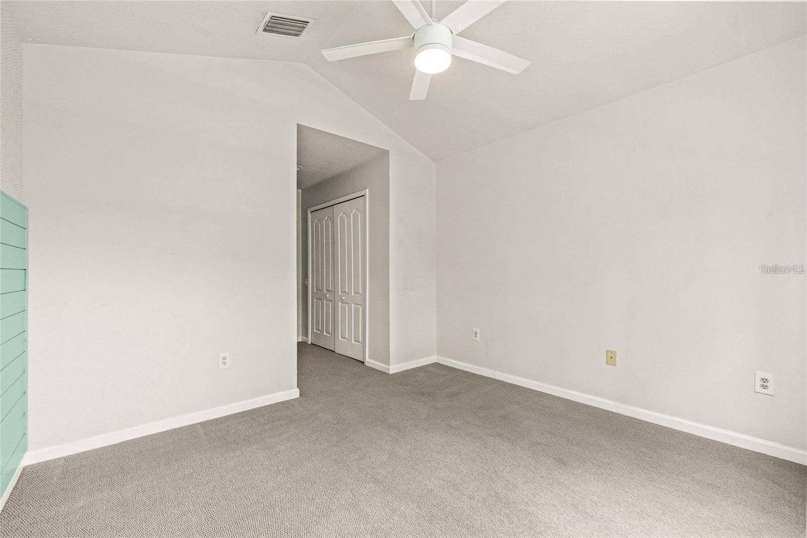4879 POND RIDGE DR — photo 33