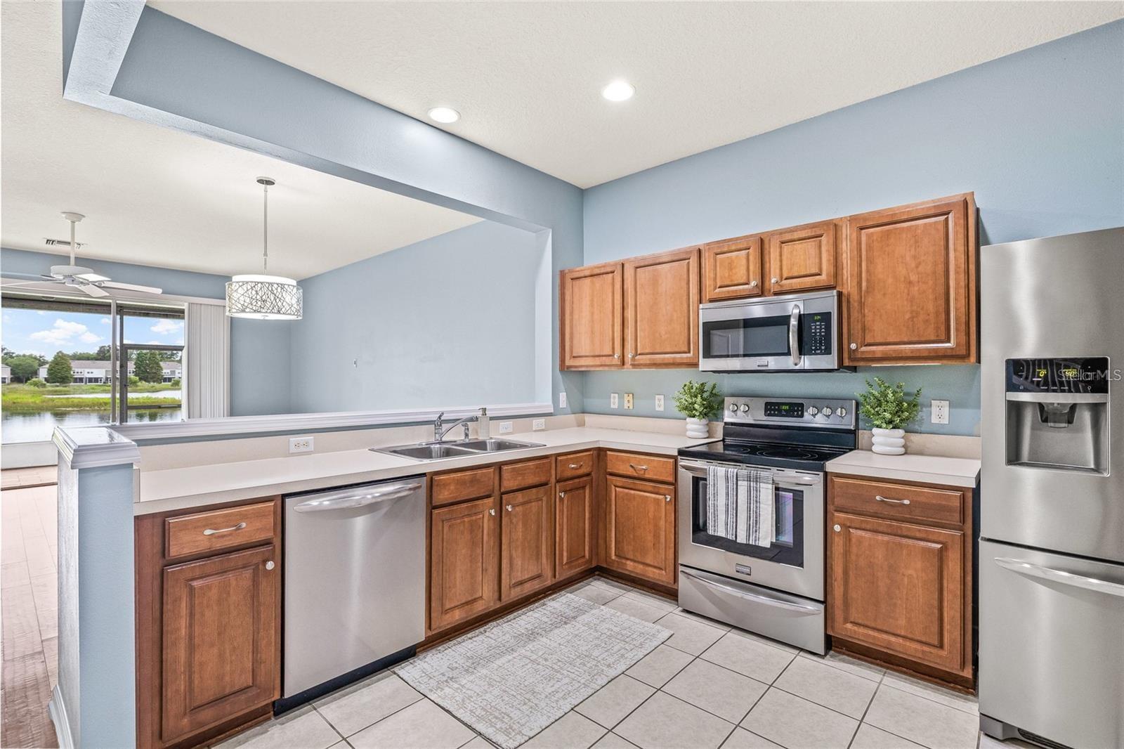4879 POND RIDGE DR — photo 12