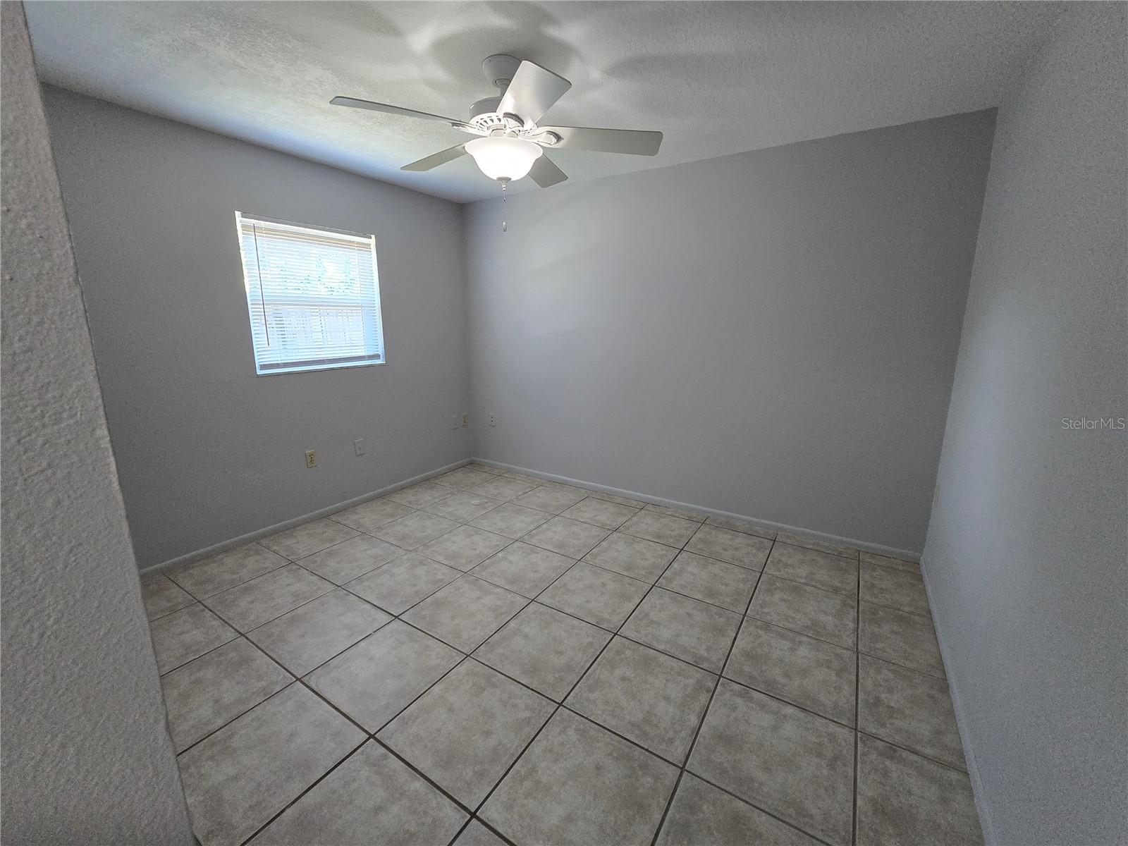 5422 AMY LN — photo 9