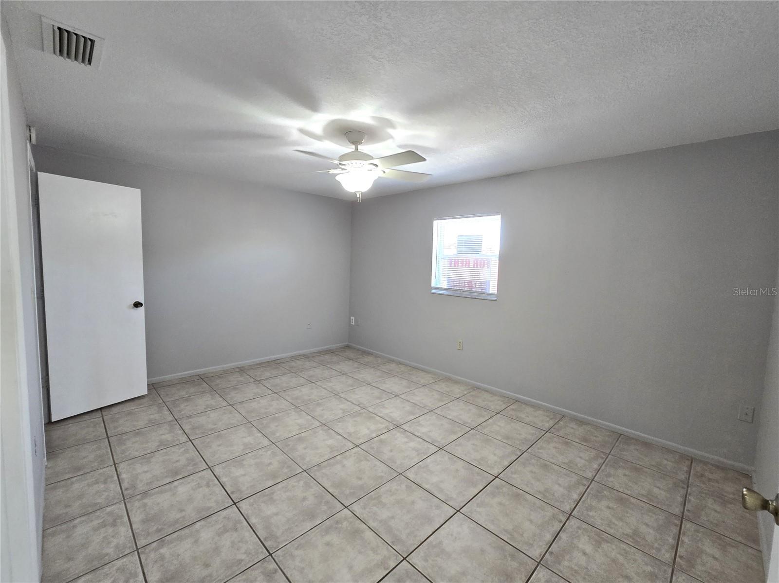 5422 AMY LN — photo 5