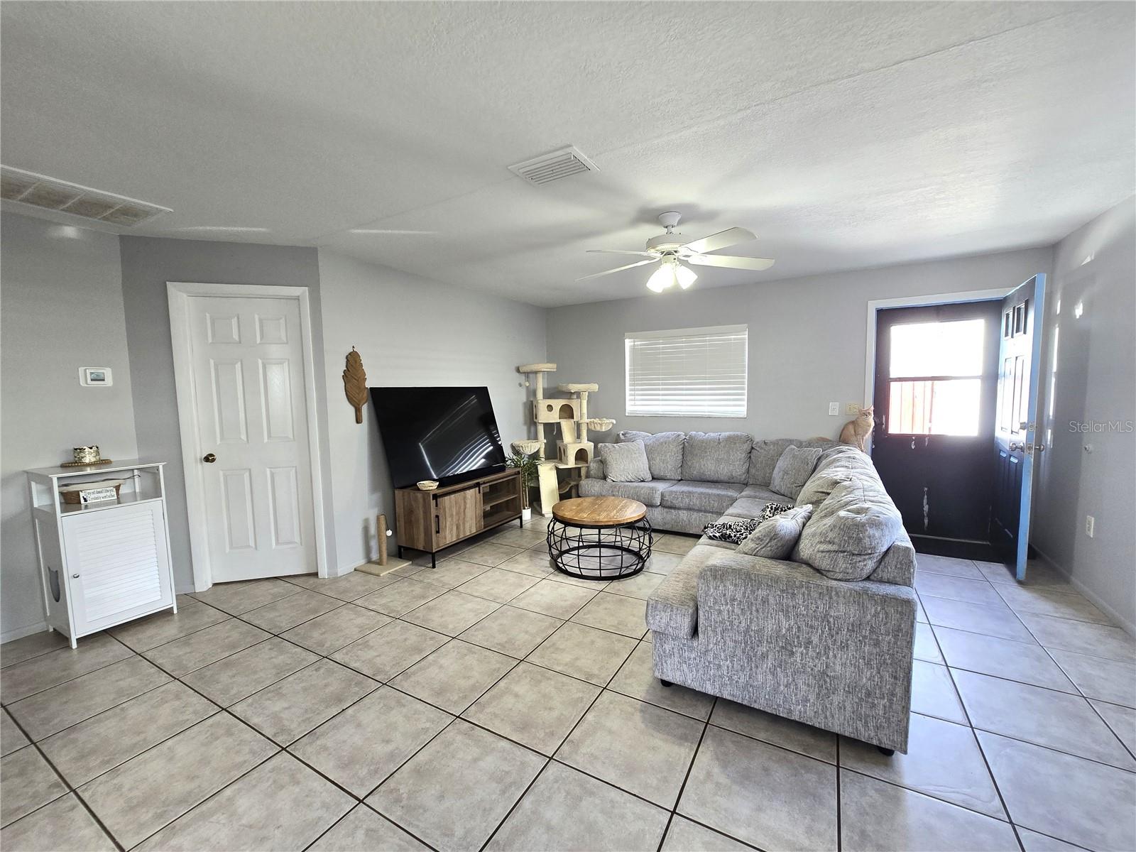 5422 AMY LN — photo 17