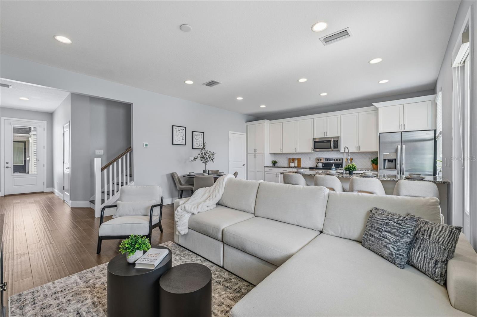 6621 S MANHATTAN AVE #2 — photo 10