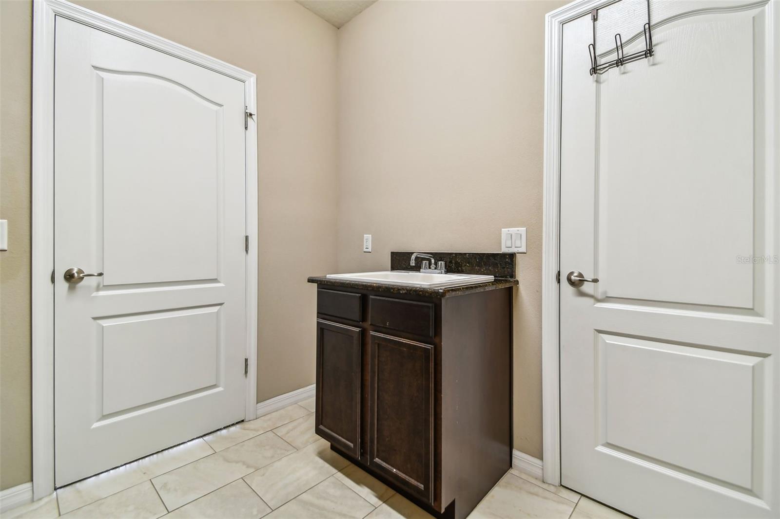 10627 MISTFLOWER LN — photo 28