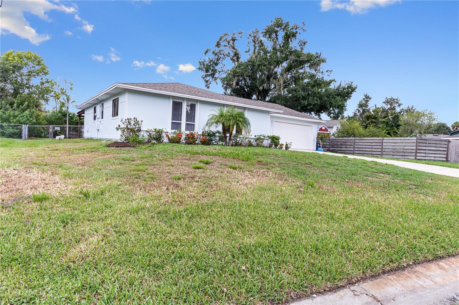 5011 LEON DR — photo 3
