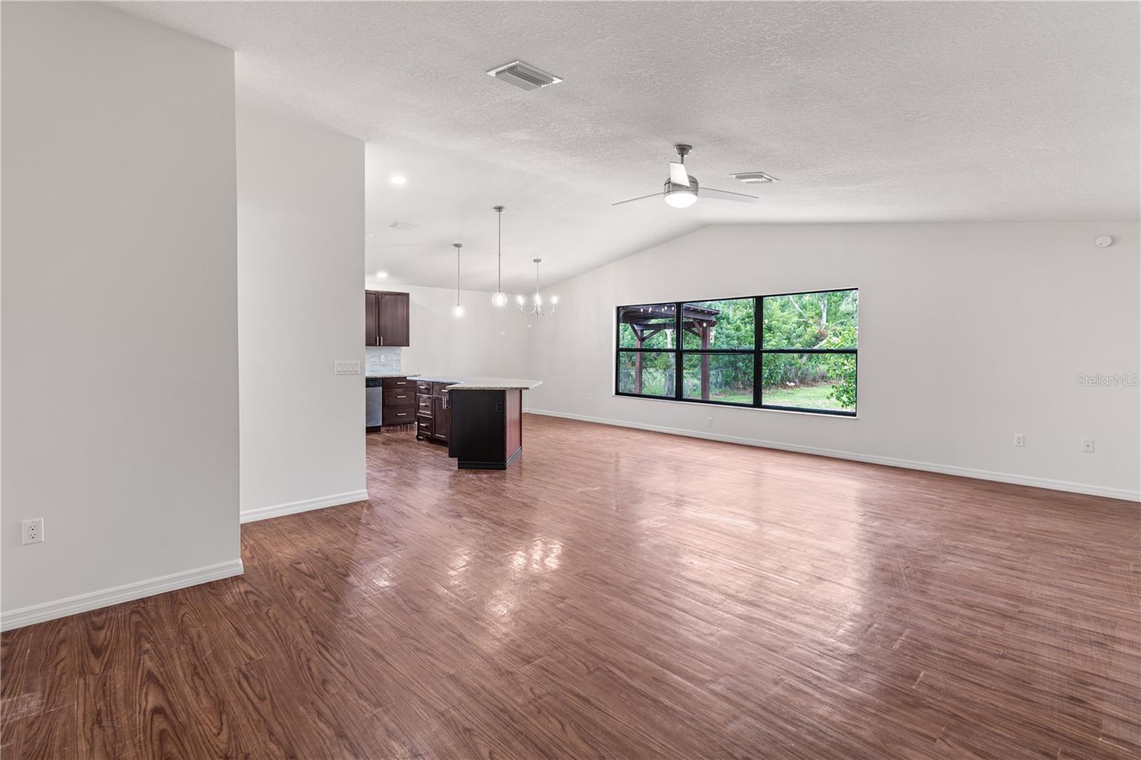 5011 LEON DR — photo 6