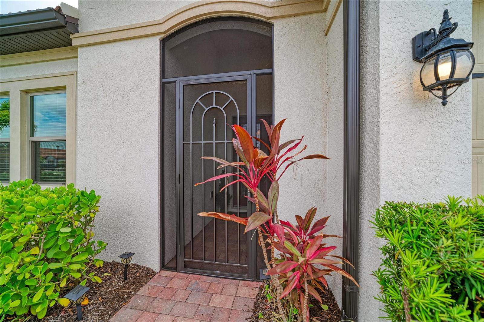 289 VILLORESI BLVD — photo 9