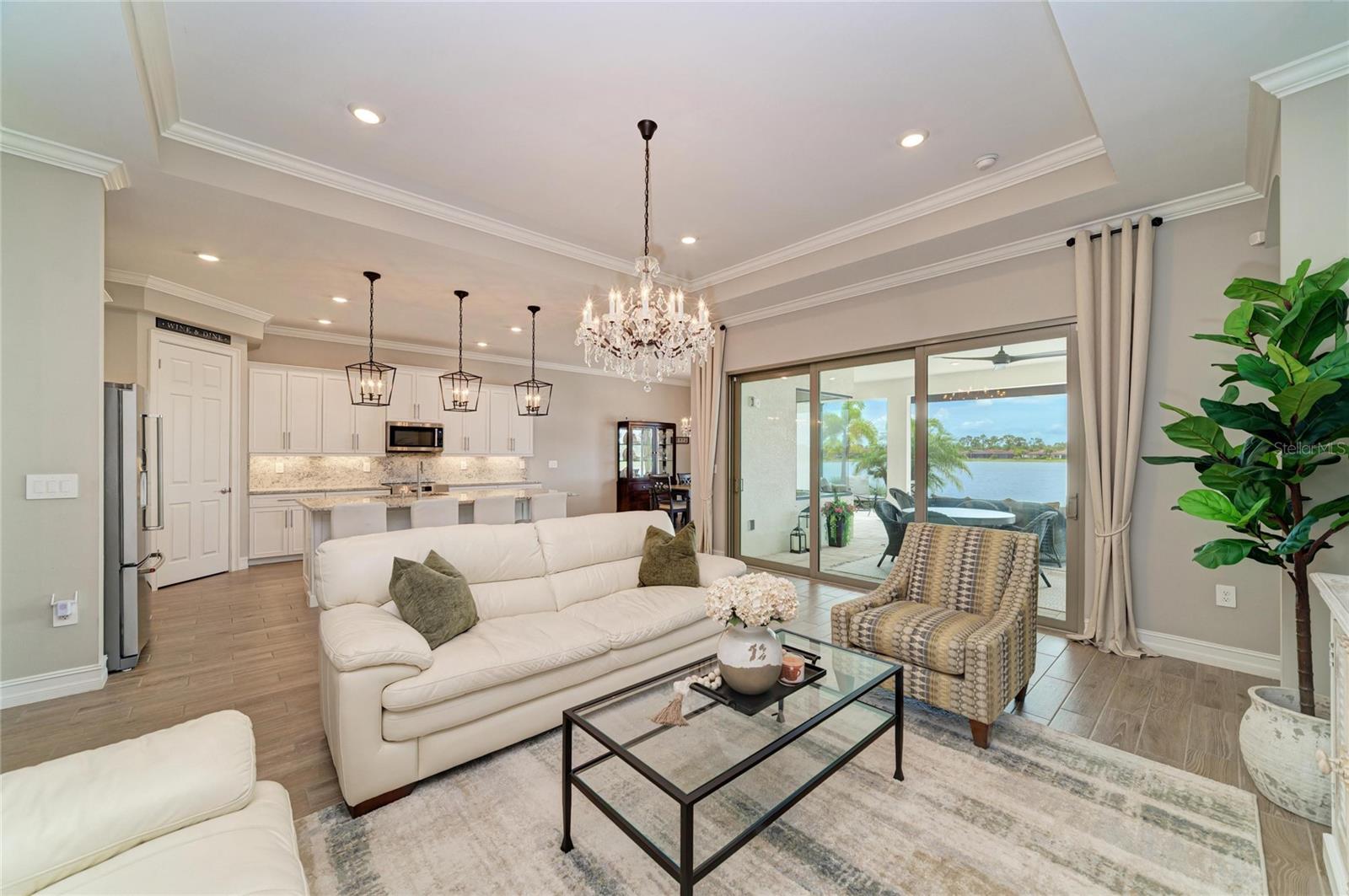 289 VILLORESI BLVD — photo 12