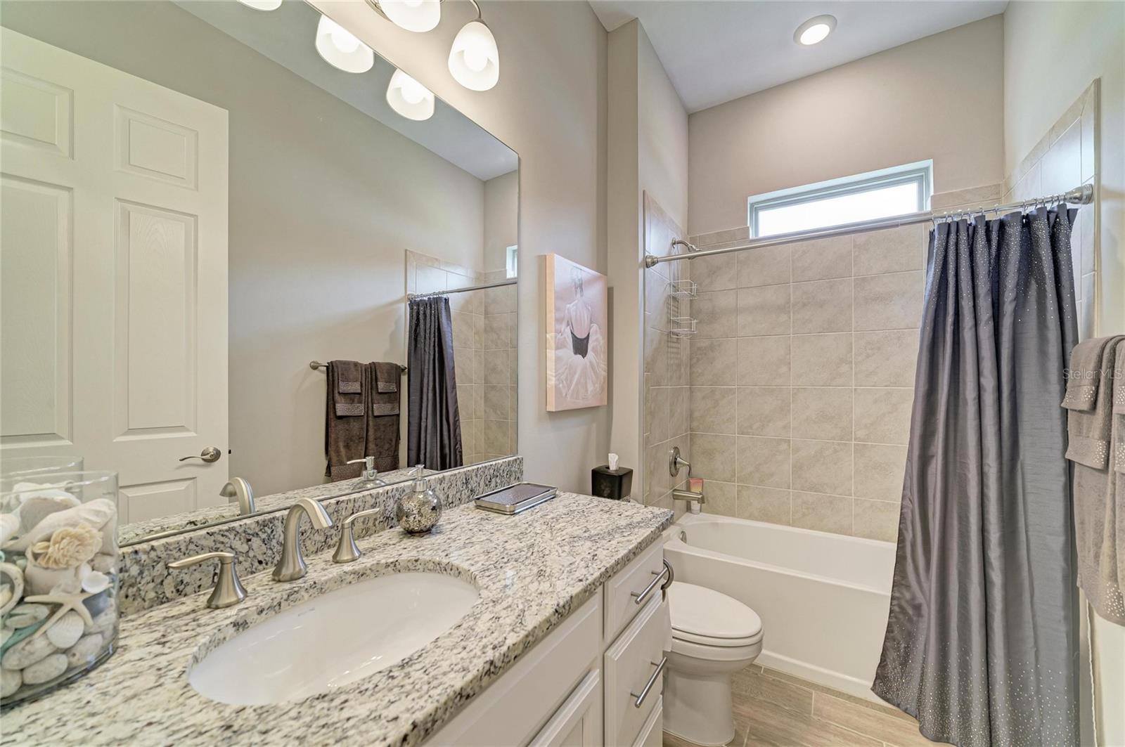 289 VILLORESI BLVD — photo 52